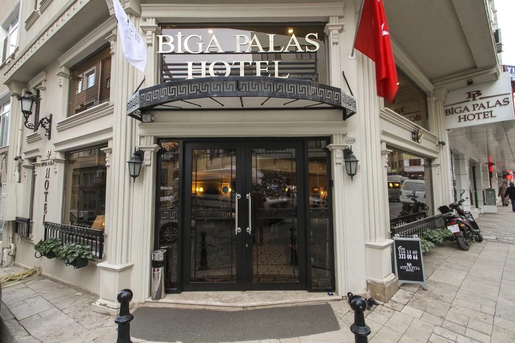 CİHAN KARGI BİGA PALAS HOTEL
