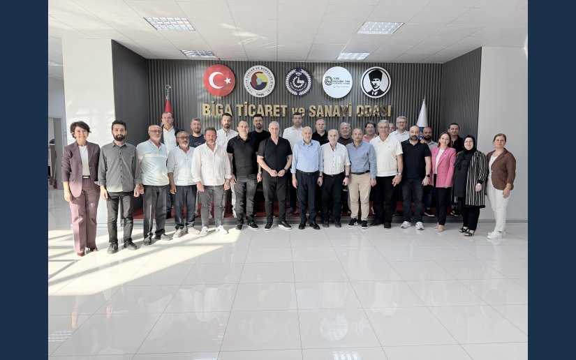 Ak Parti Çanakkale Milletvekilimiz Ayhan Gider ve partili heyet; yönetimimizi ve meclisimizi ziyaret etti.